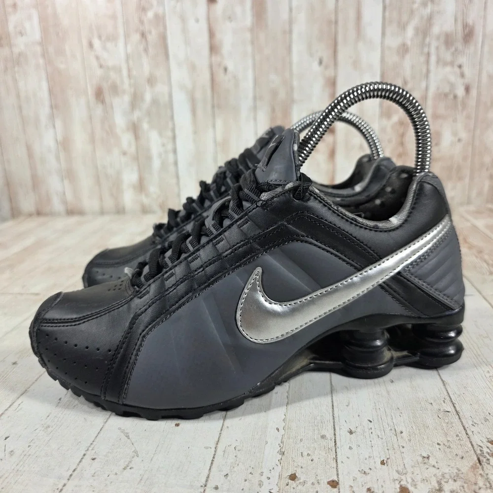 Nike Shox Junior Black Metallic Silver Grey Sneakers 454339-020 Womens Size 6